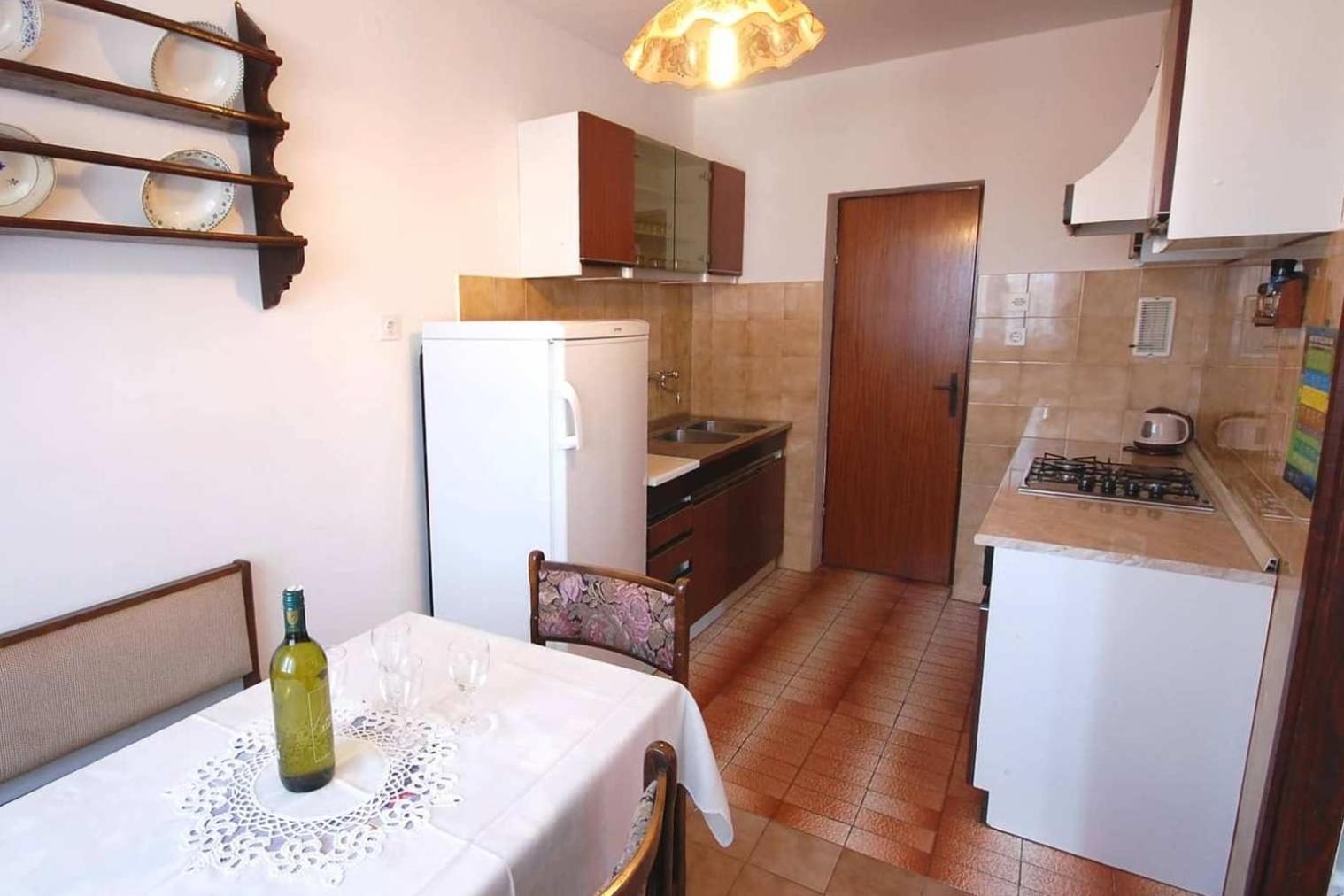 Apartments With A Parking Space Njivice, Krk - 21858 Exterior foto